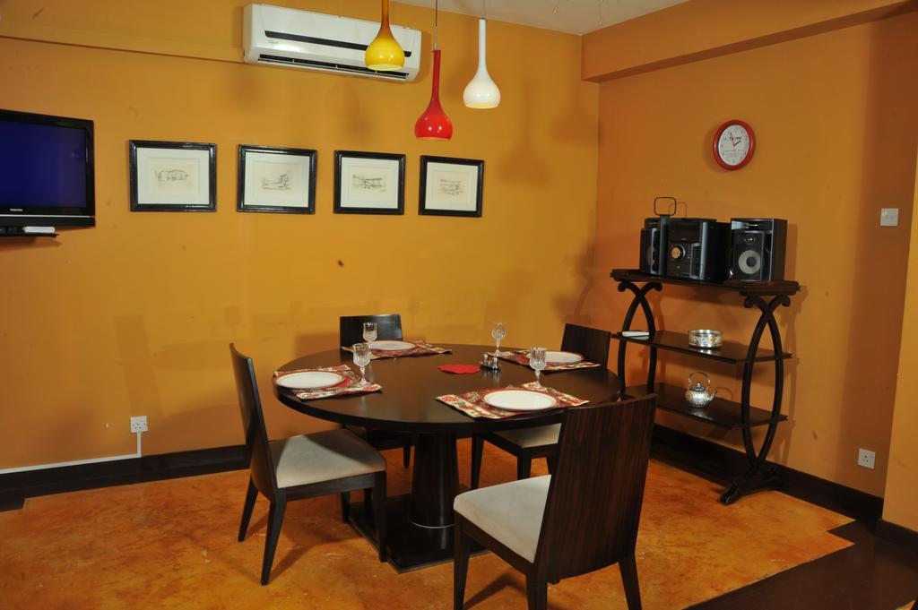 Prestige Court Residencies Hotel Dehiwala-Mount Lavinia Exterior photo