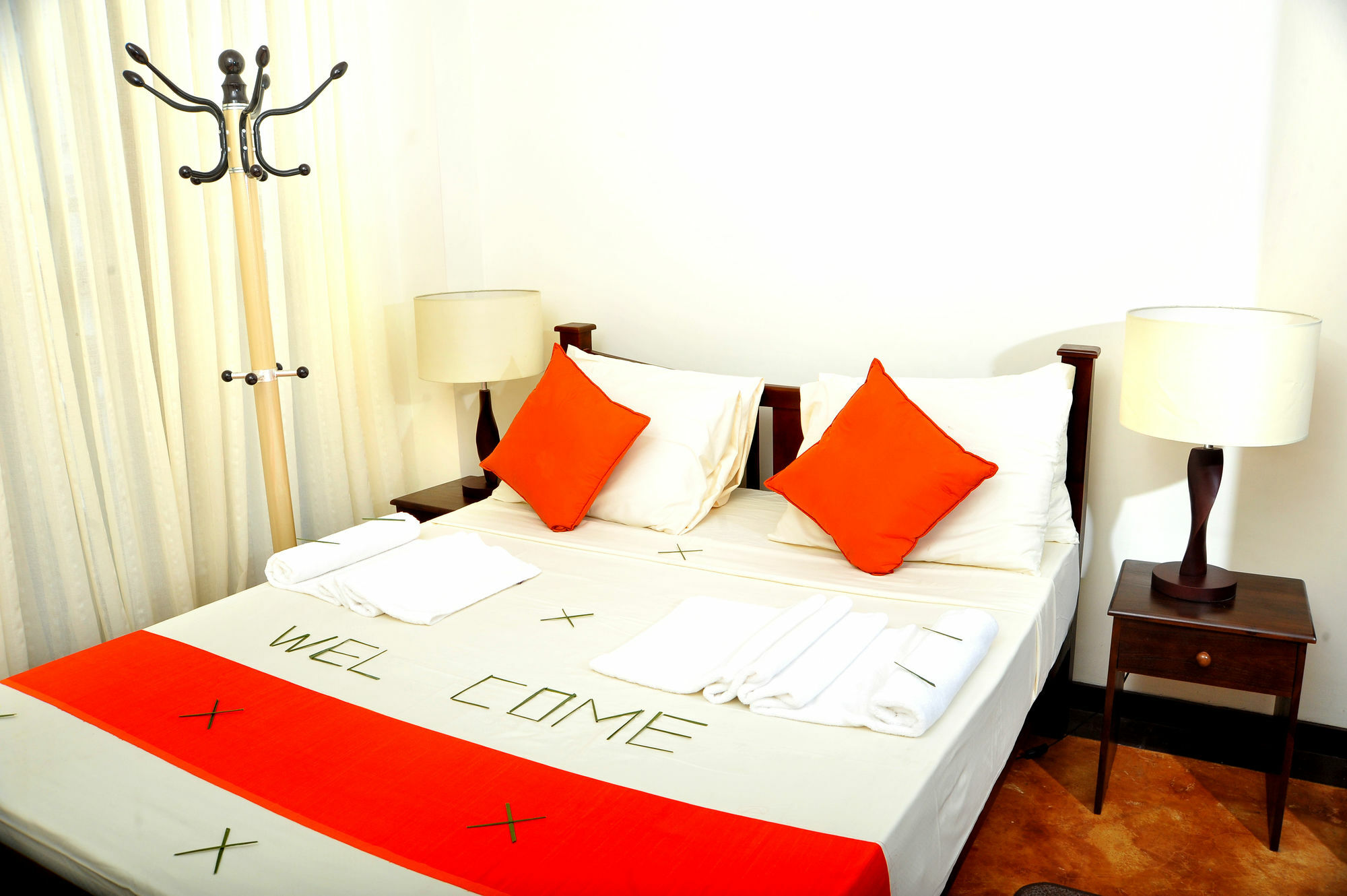 Prestige Court Residencies Hotel Dehiwala-Mount Lavinia Exterior photo